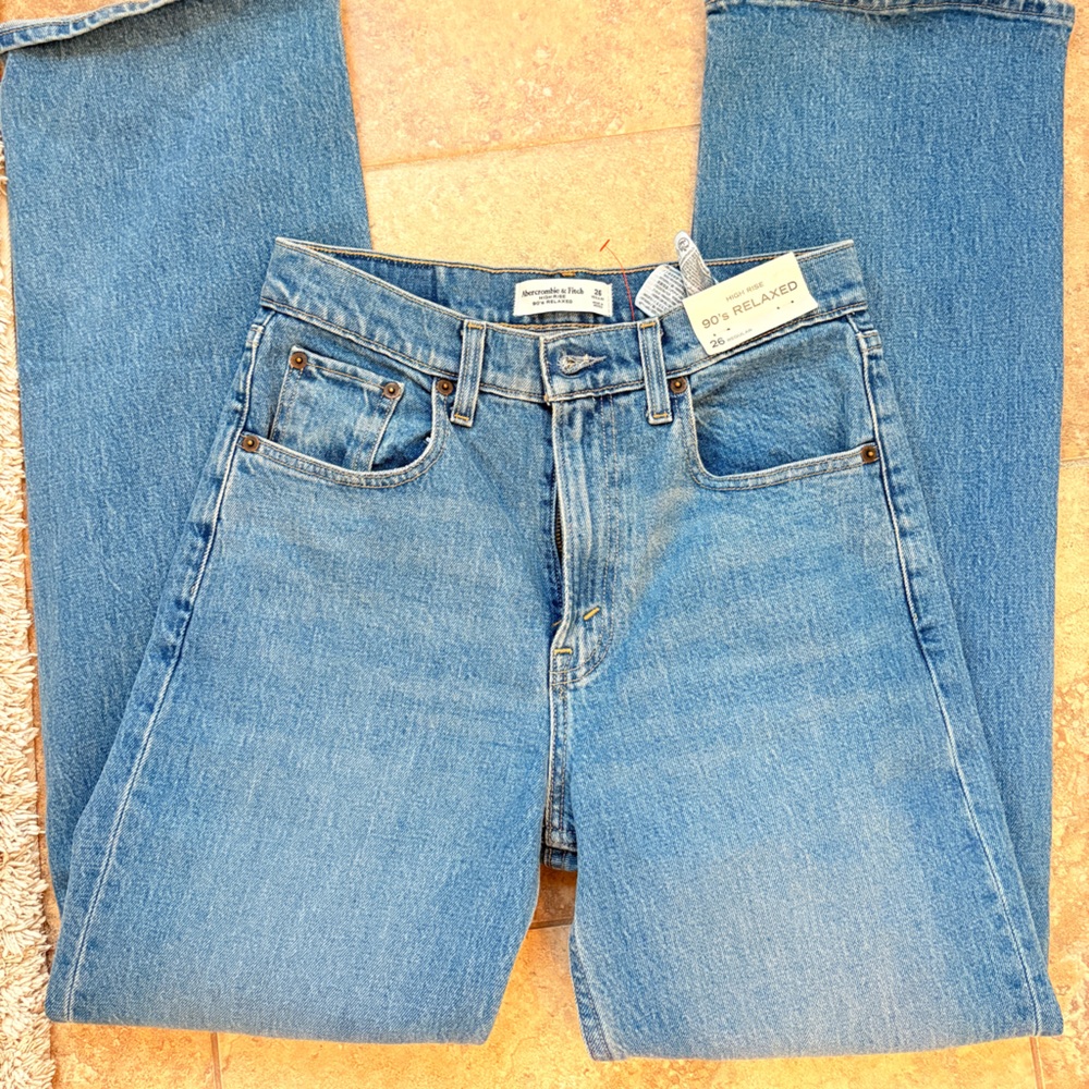 Abercrombie & Fitch 90s Relaxed Jeans